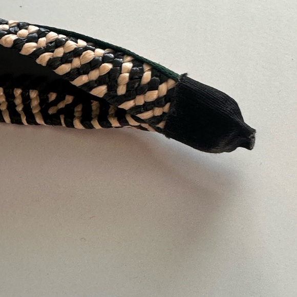 Iconic Brand Inspired Knotted Headband - Picture 7 of 8